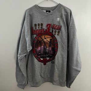 1998 XL Chicago Bulls Repeat 3 Peat Crewneck Vintage Starter NBA Championship